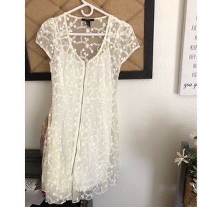 white dress (2 parts)